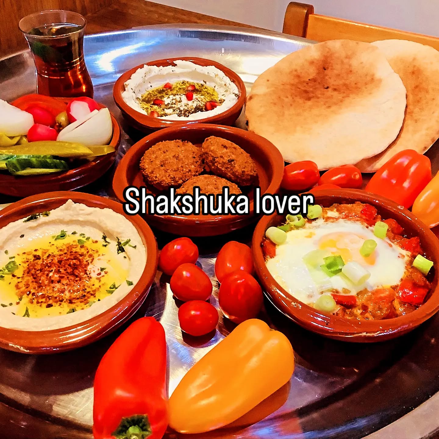 Du möchtest einen etwas anderen Brunch zuhause machen? 
Mit tollen arabischen Köstlichkeiten?
Samstag und Sonntag ab 25 Personen 
#breakfast #brunch #orientalfood 
#falafel #shakshuka